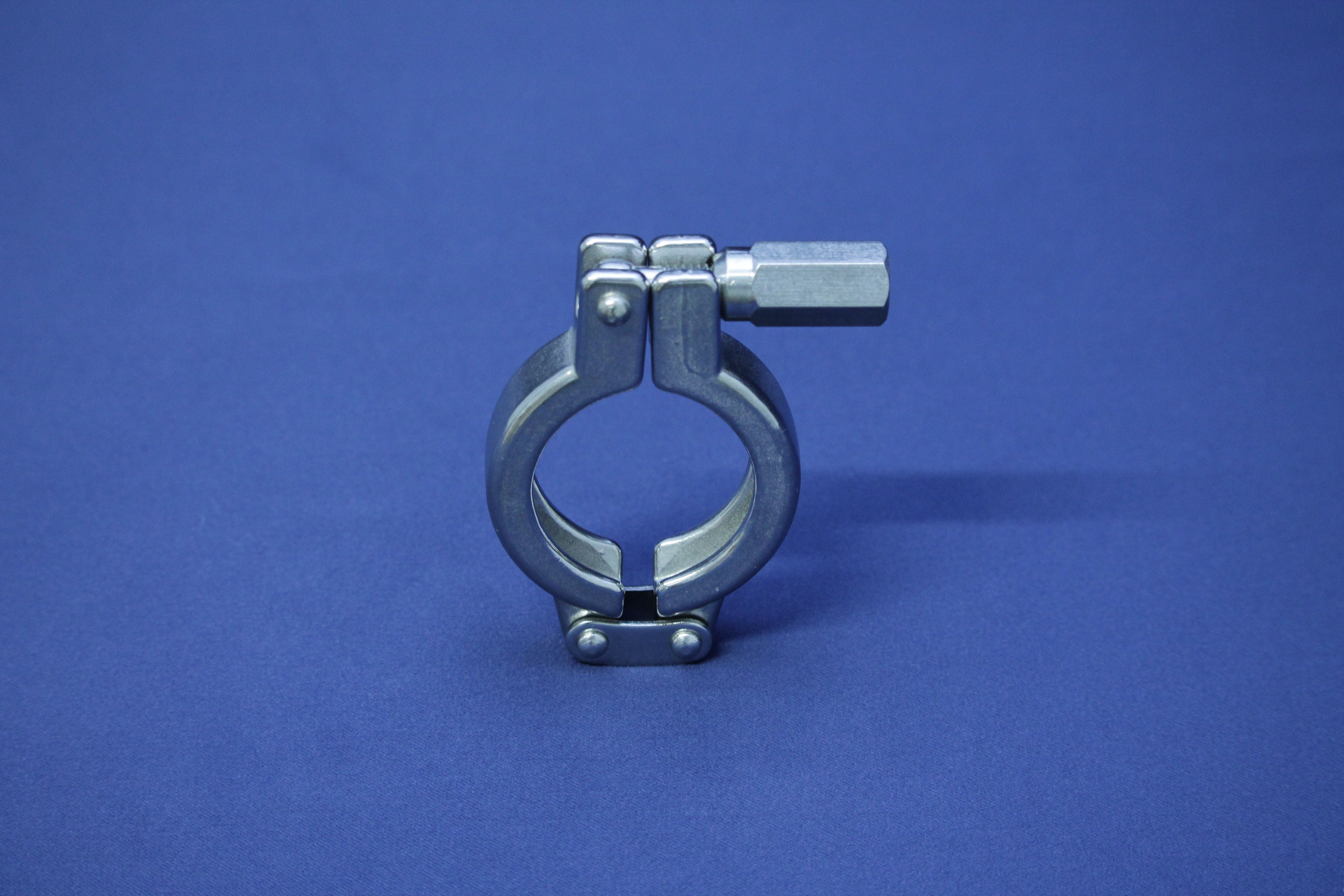 KLAMMER MASS.DN10-20 304 POL TC34 6KT SCHLÜSSELWEITE 14MM