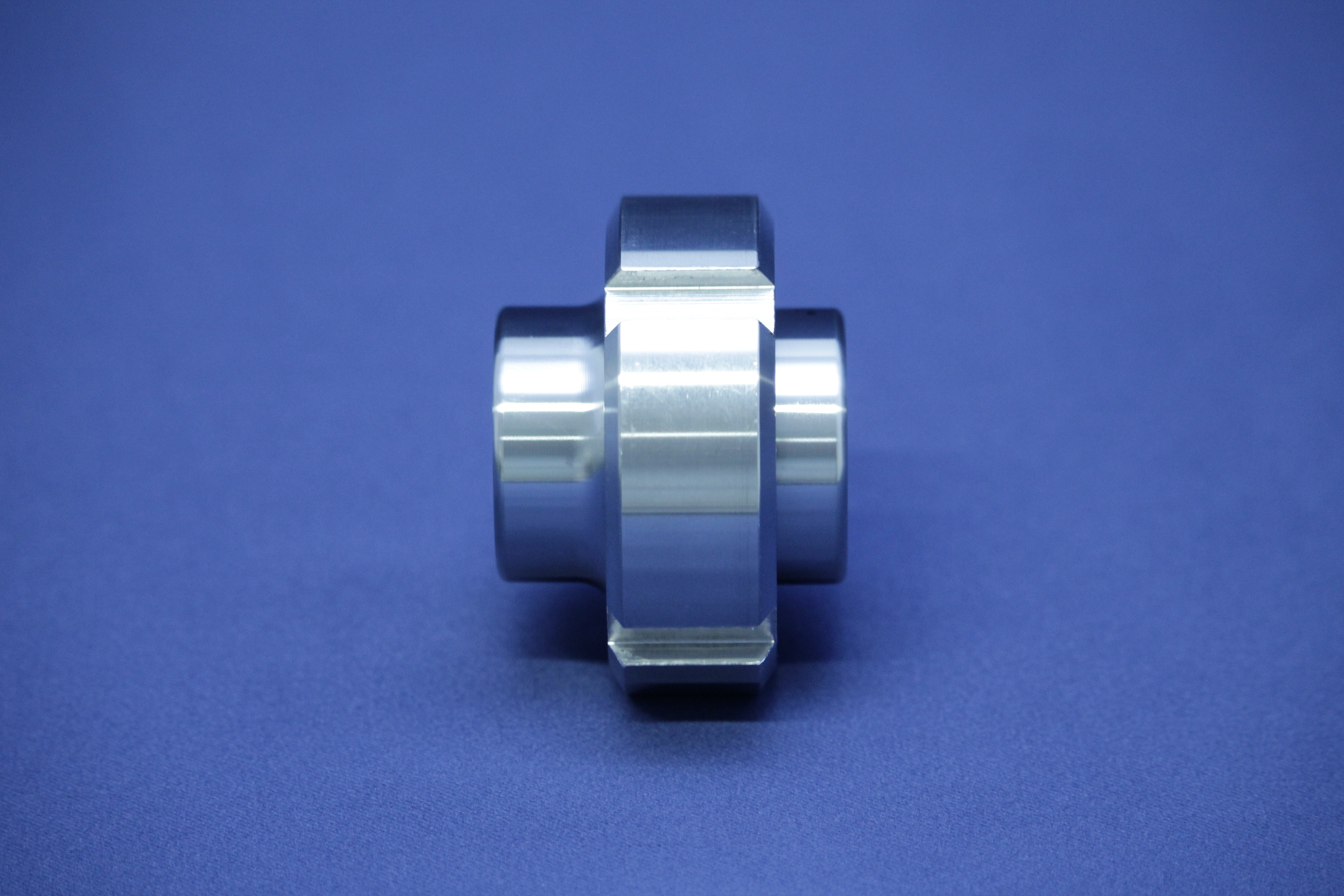 VERSCHRAUBUNG W 4" 316L BL NUTM. 304 FKM WIRD IN EINZELTEILEN GELIEFERT