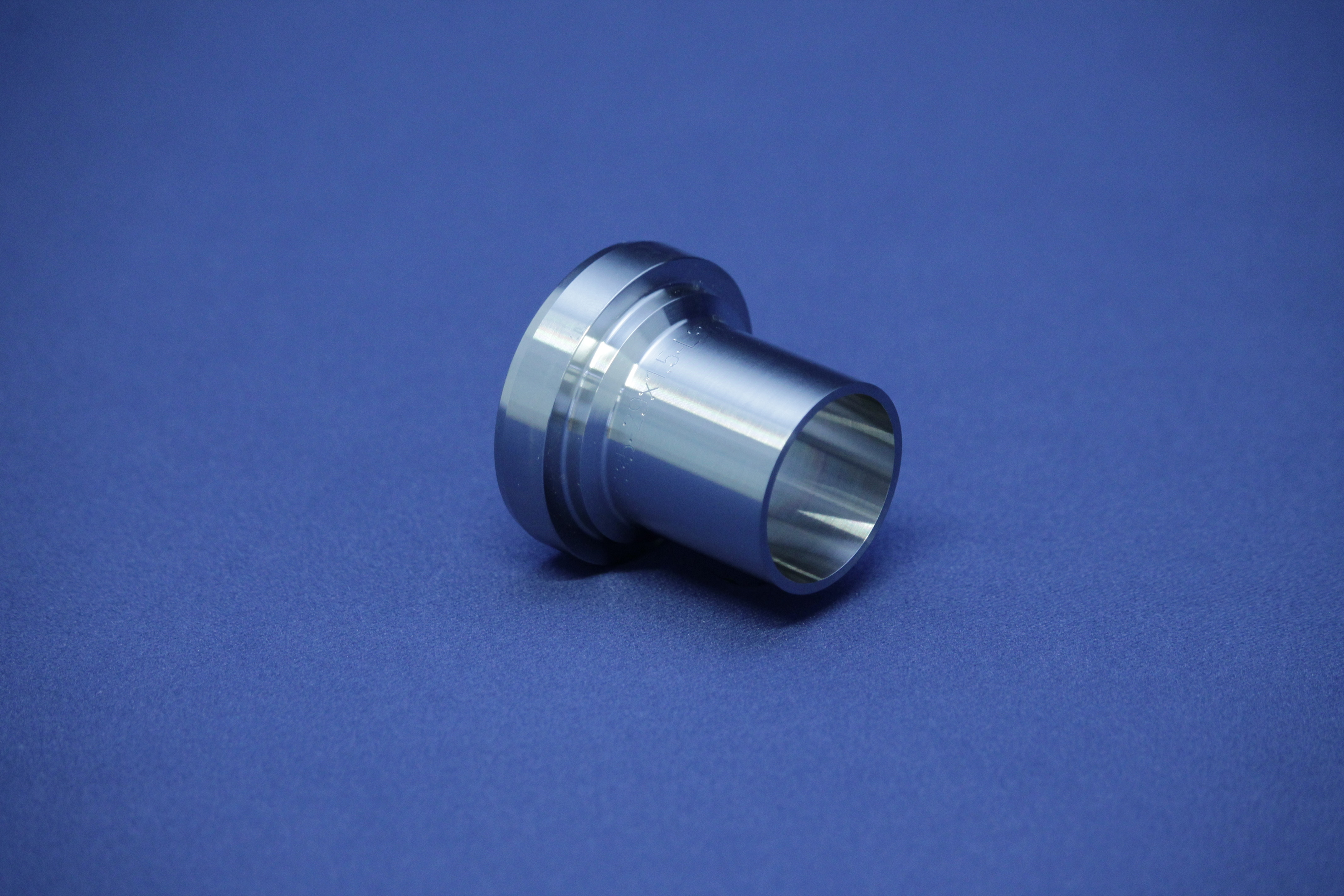 PharmCom2-BUNDSTUTZEN DN100 1.4435 Ra0,4-H4 DIN11864-BS