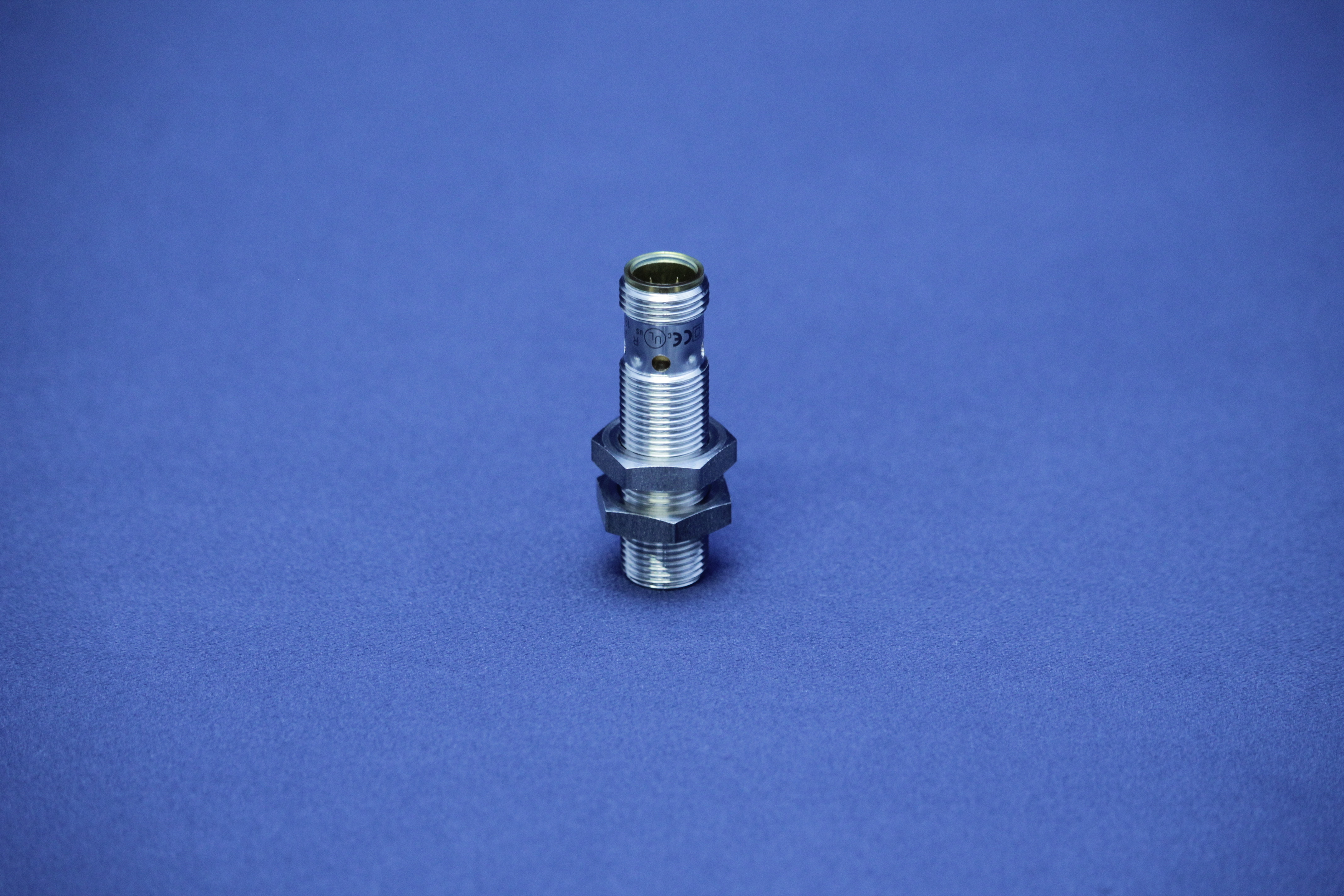 IND. NÄHERUNGSINITIATOR M12x1 24VDC NO PNP 3-LEITER STECKER GEHÄUSE: EDELSTAHL 316L