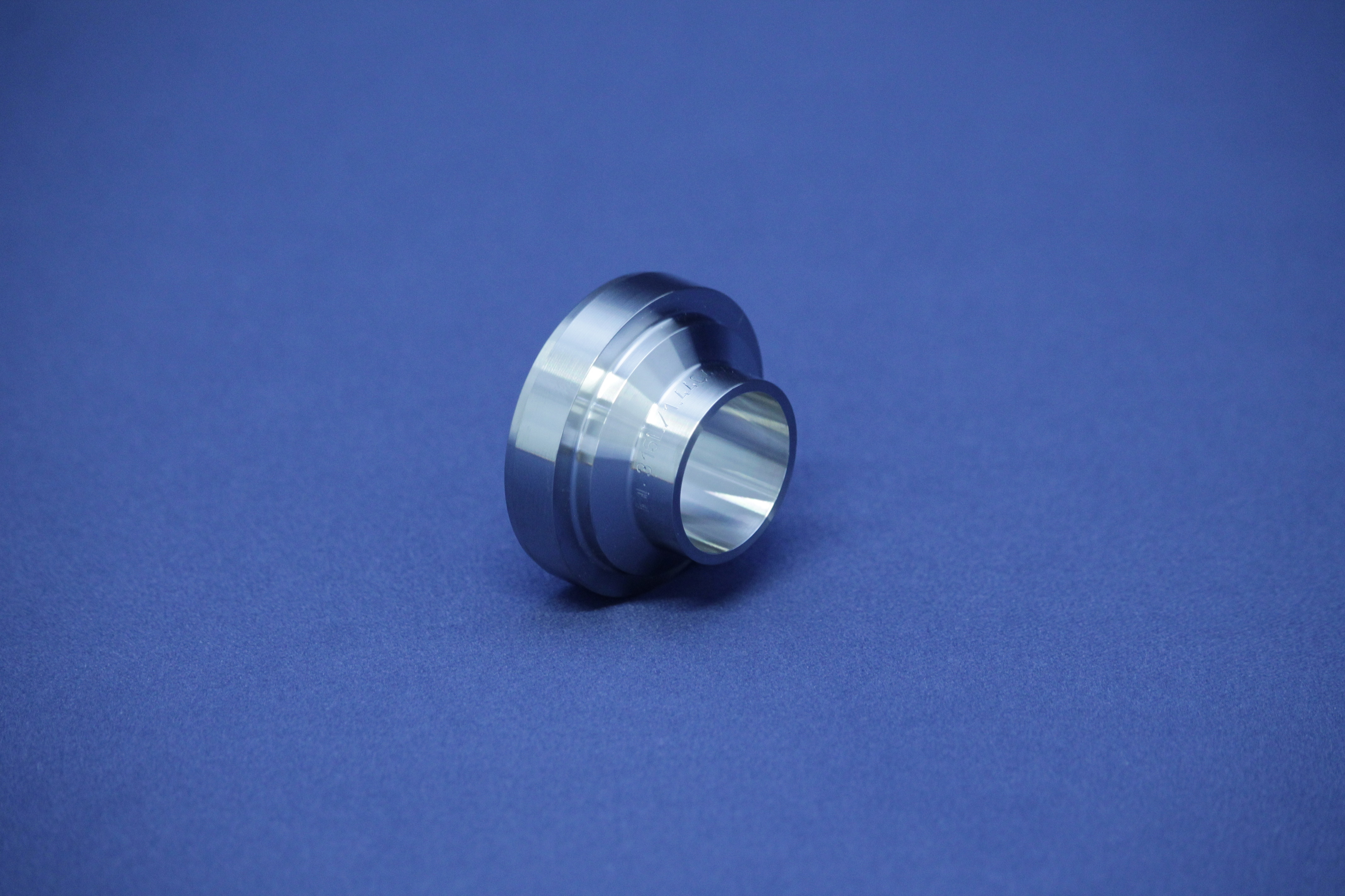 HyCom1-BUNDSTUTZEN 2,5" 1.4307 Ra0,8-H3 DIN11853-BS