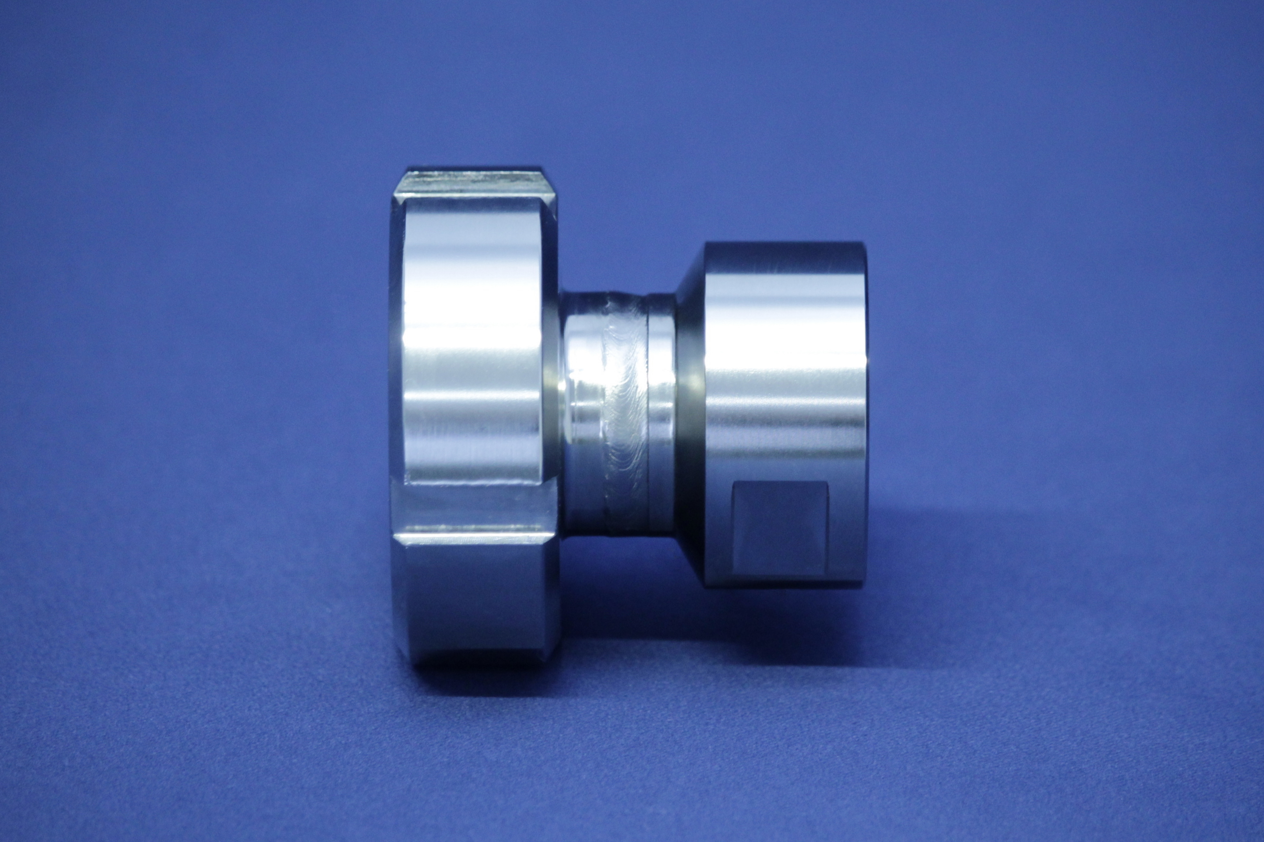 AUFSCHRAUBKEGELST. DN50 304 POL G2" SW65