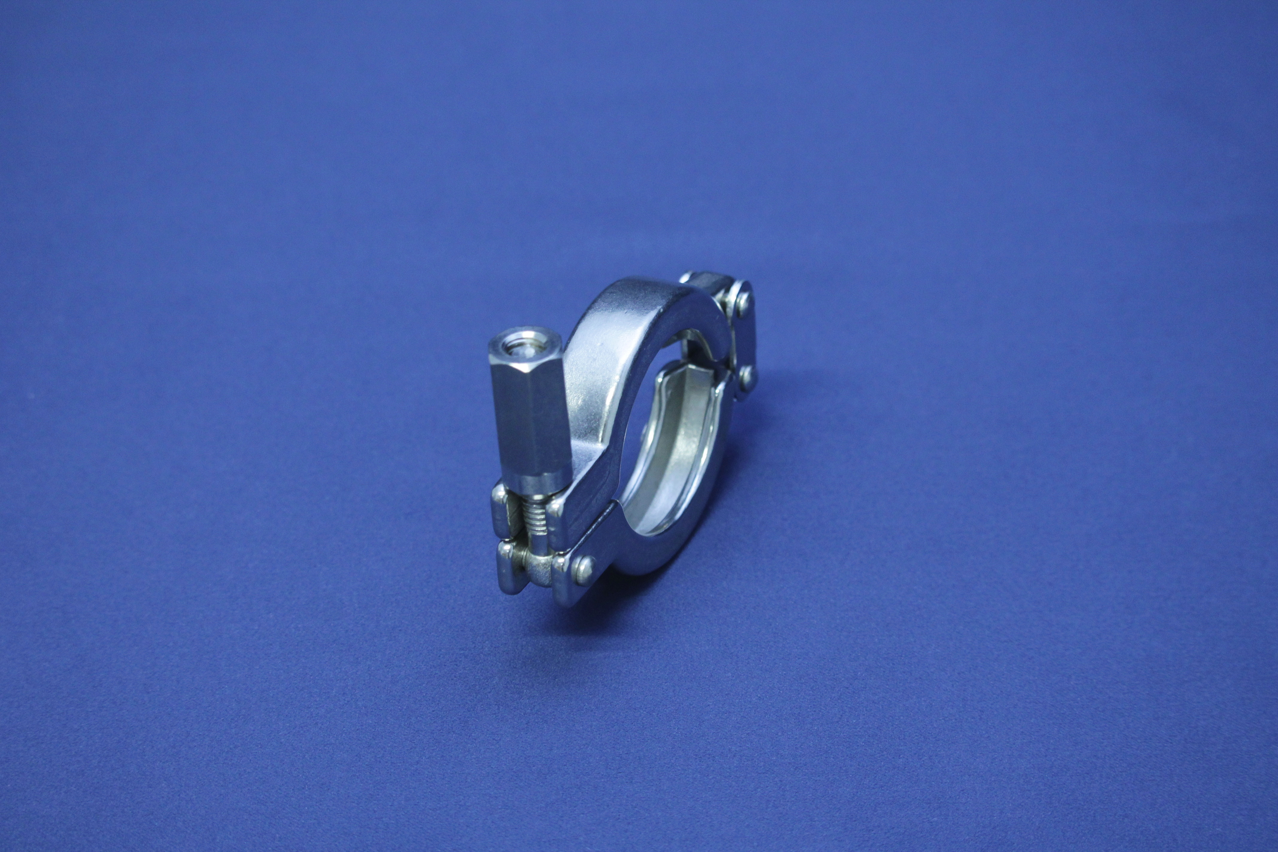 KLAMMER MASS.DN10-20 304 POL TC34 6KT SCHLÜSSELWEITE 14MM