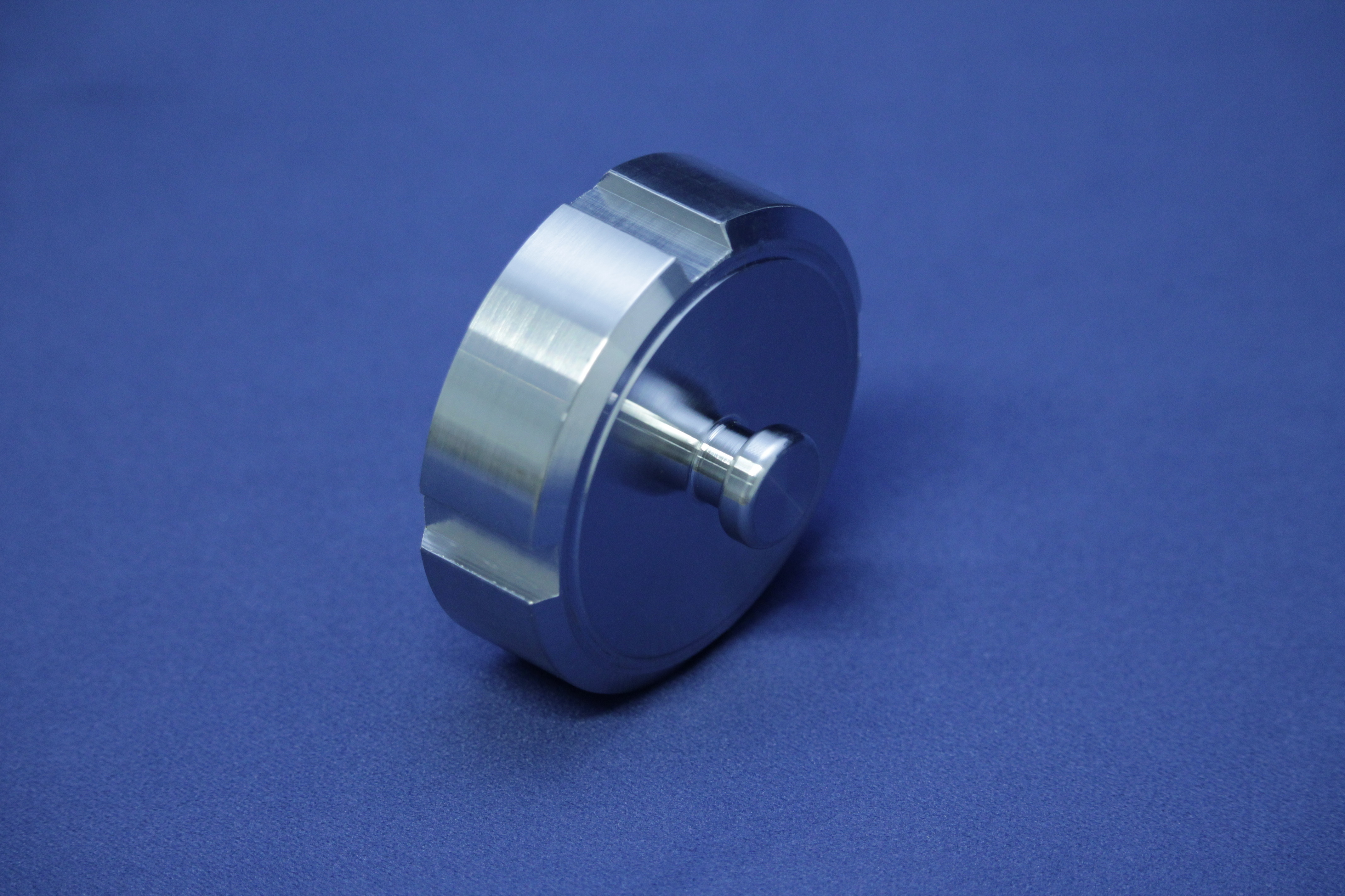 BLINDMUTTER DN10/17,2 304 BL MIT KNOPF